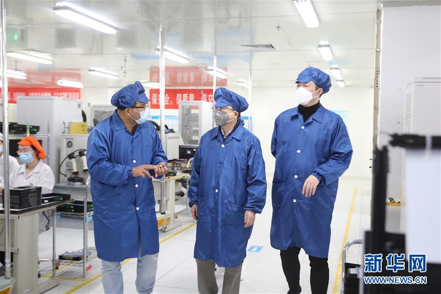 (代表委员履职·图文互动)(1)“化危为机靠创新”——全国人大代表马新强履职记