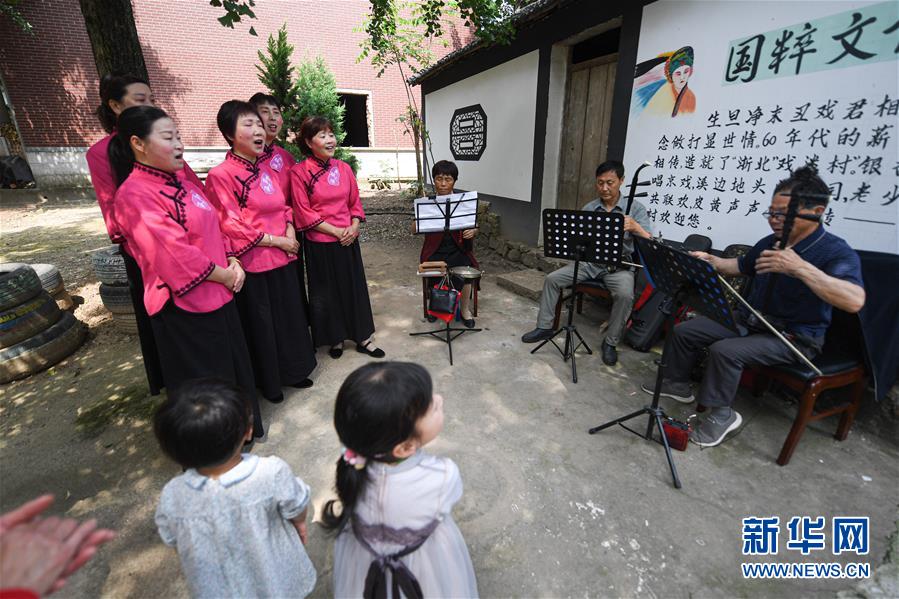 （社会）（5）垃圾分类宣传进乡村 推进农村垃圾分类全覆盖