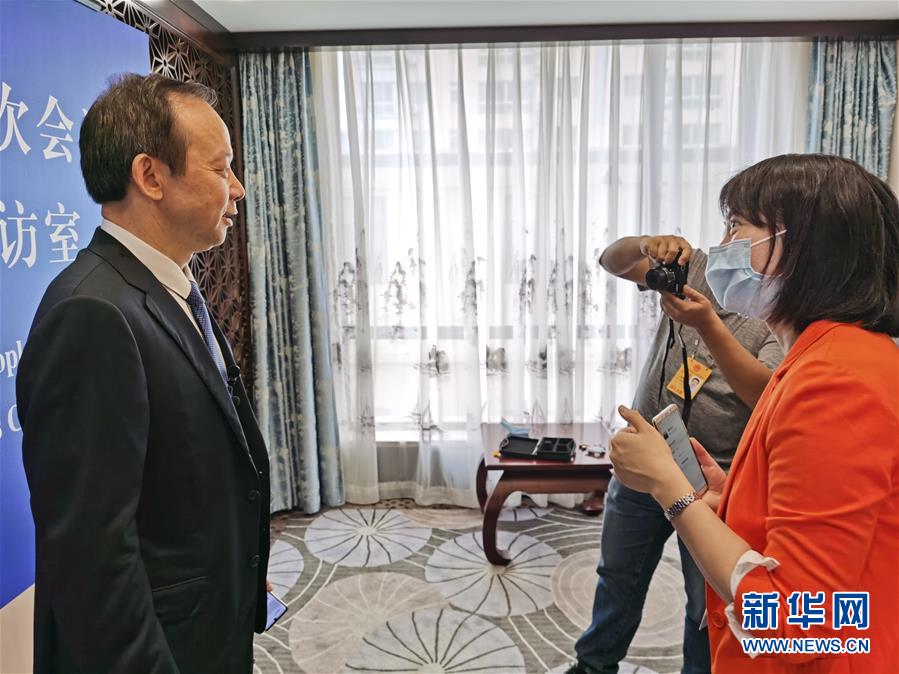 （代表委员讲述抗疫故事&middot;湖北篇&middot;图文互动）（1）万众一心创造&ldquo;中国速度&rdquo;彰显&ldquo;中国力量&rdquo;&mdash;&mdash;湖北团代表回顾战&ldquo;疫&rdquo;历程