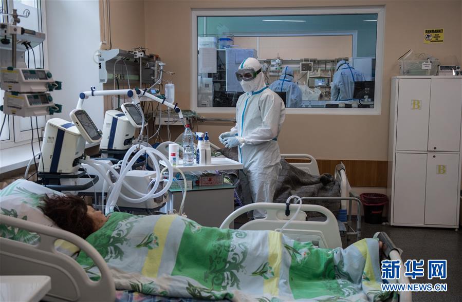 (国际疫情)(3)俄罗斯新冠确诊病例近40万