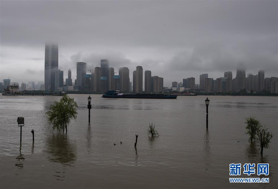 (防汛抗洪)(1)武汉防汛应急响应和排涝应急响应均升至Ⅱ级