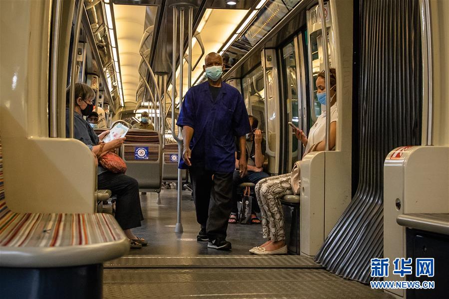 (国际疫情)(1)法国开始执行封闭公共场所强制戴口罩法令