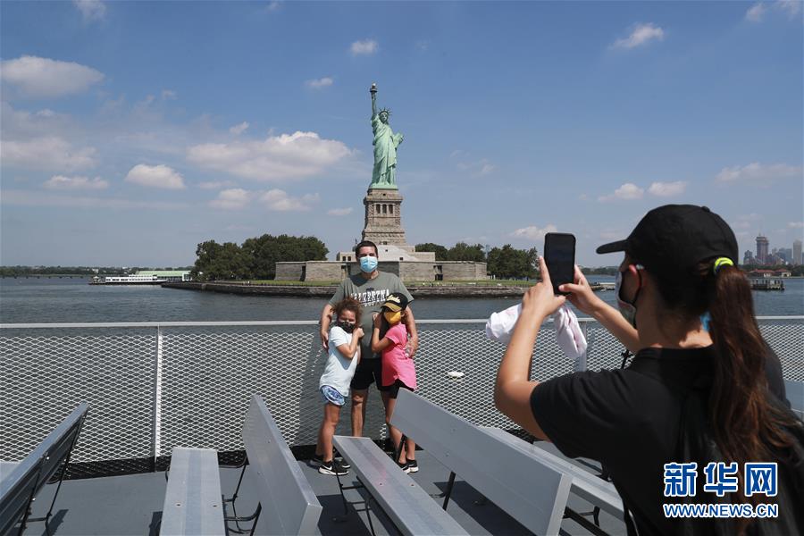 (国际疫情)(1)纽约进入解封新阶段 自由岛重新开放