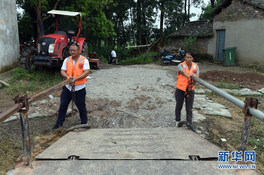 (防汛抗洪)(6)七旬摆渡人“重出江湖”:我为抗洪出份力