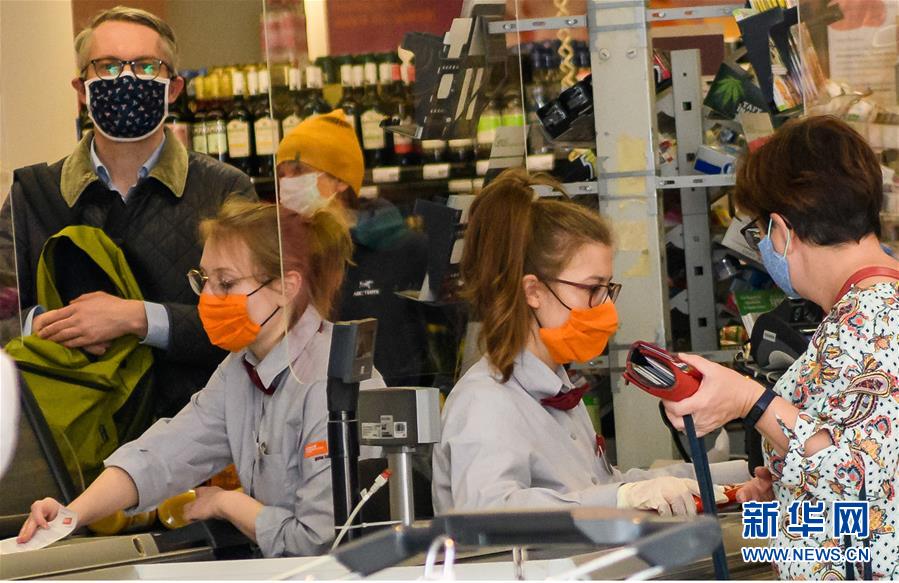 （国际&middot;图文互动）（1）特稿：穿越寒暑 无问西东&mdash;&mdash;写在新冠疫情构成&ldquo;国际关注的突发公共卫生事件&rdquo;半年之际