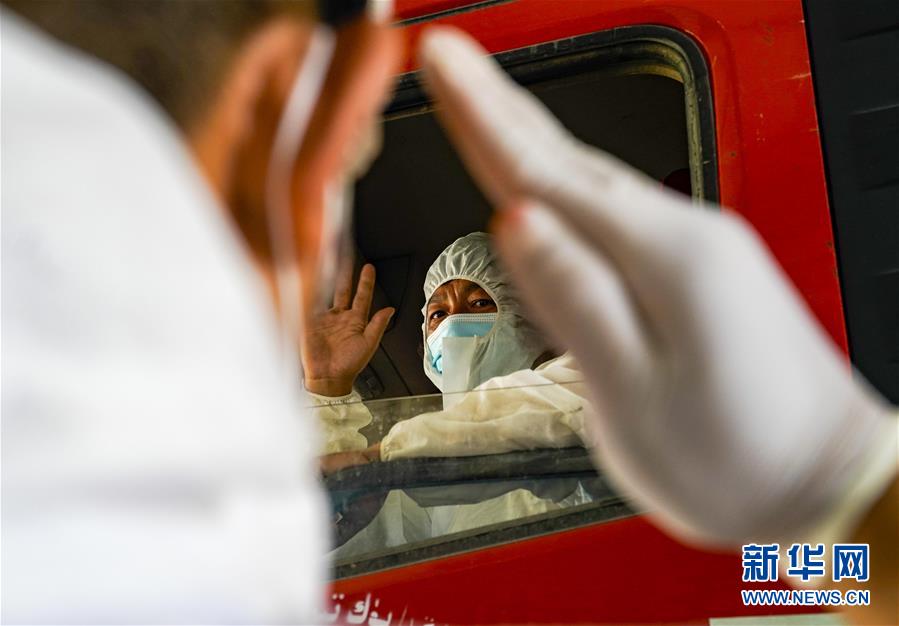 （聚焦疫情防控）（2）乌鲁木齐：守护疫情防控绿色通道