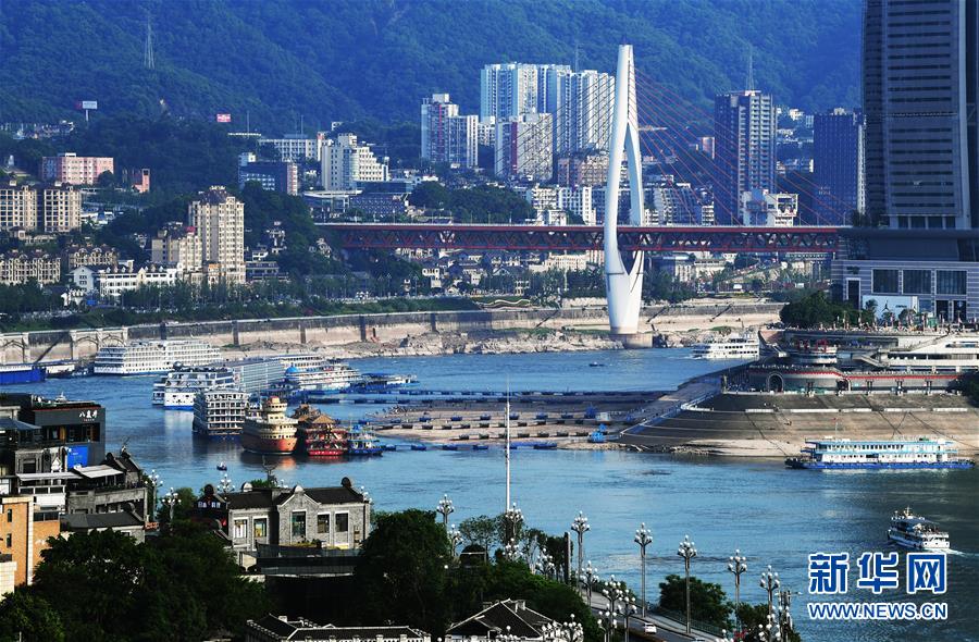 (新华全媒头条·走向我们的小康生活·图文互动)(1)大城大乡的“幸福协奏曲”——重庆推动高质量发展创造高品质生活纪事