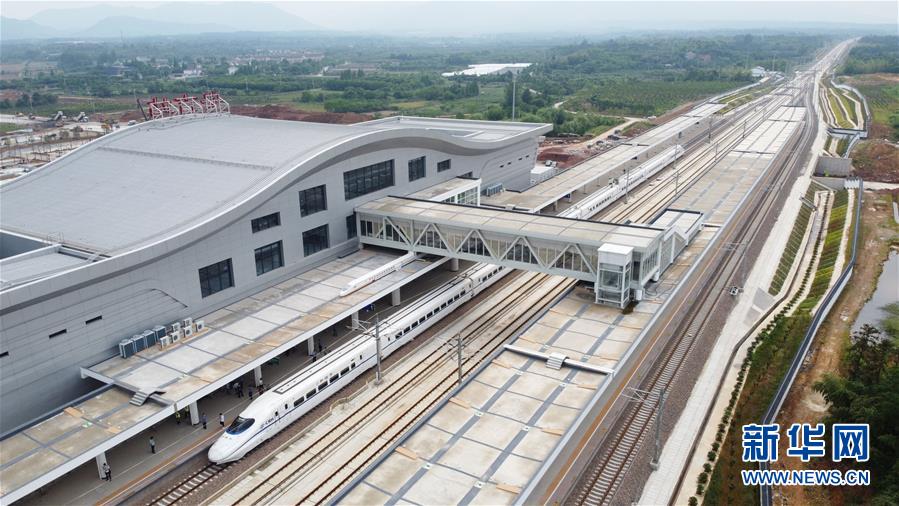 （在习近平新时代中国特色社会主义思想指引下&mdash;&mdash;新时代新作为新篇章&middot;习近平总书记关切事&middot;图文互动）（3）长三角的新答卷&mdash;&mdash;&ldquo;十三五&rdquo;收官之年的长三角一体化新故事