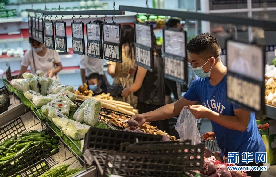 (热点鲜报·图文互动)(1)网传云南瑞丽“全城买菜、超市搬空”?谣言!