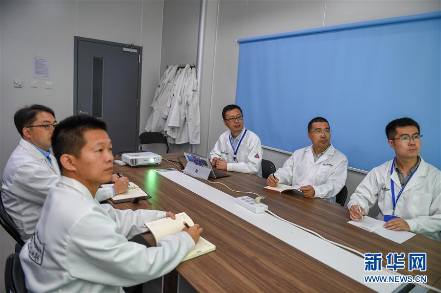 (在习近平新时代中国特色社会主义思想指引下——新时代新作为新篇章·习近平总书记关切事·图文互动)(1)终不悔为国为民,攀高峰只争朝夕——来自科学家们的动人故事