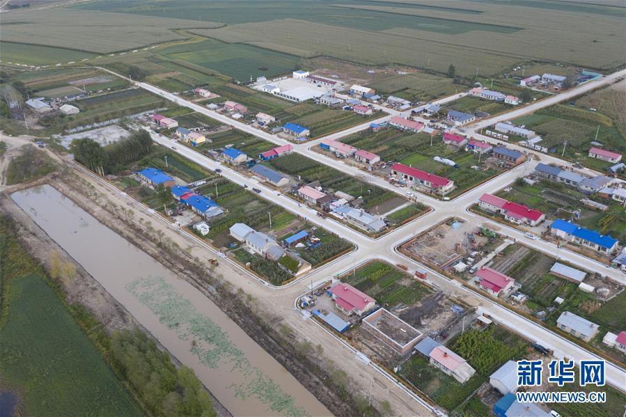 （决战决胜脱贫攻坚&middot;图文互动）（1）团结村的李辉新传