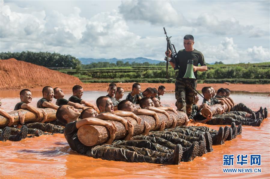 （图文互动）（3）守护平安的&ldquo;钢刀传人&rdquo;&mdash;&mdash;记武警云南总队某支队机动一中队