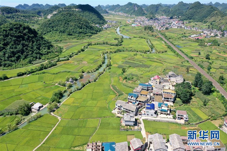 （新华全媒头条&middot;走向我们的小康生活&middot;决战决胜脱贫攻坚&middot;图文互动）（1）千年之渴今朝解&mdash;&mdash;贵州贫困群众实现&ldquo;吃水不愁&rdquo;