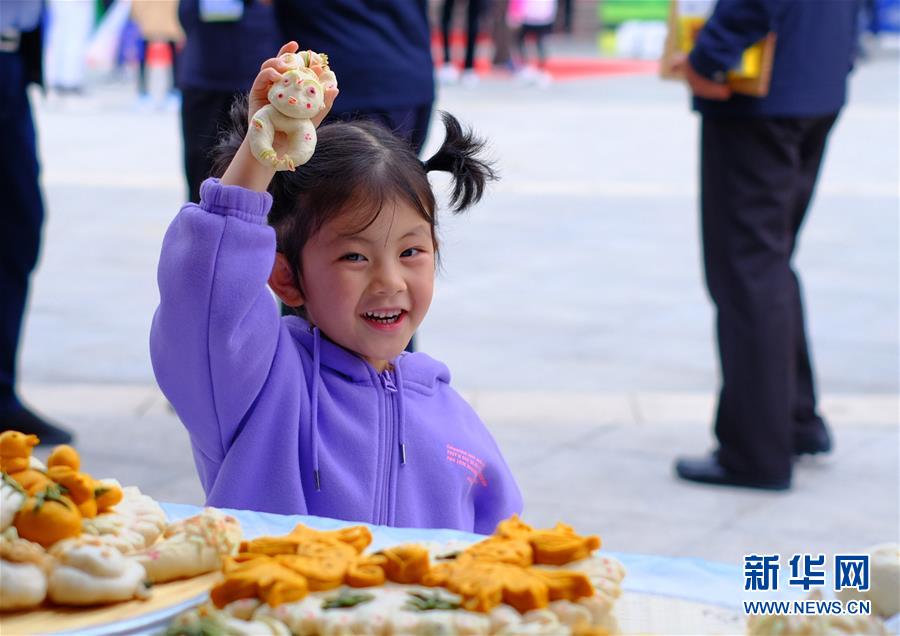 (图文互动)(2)“消费扶贫”迎“双节”