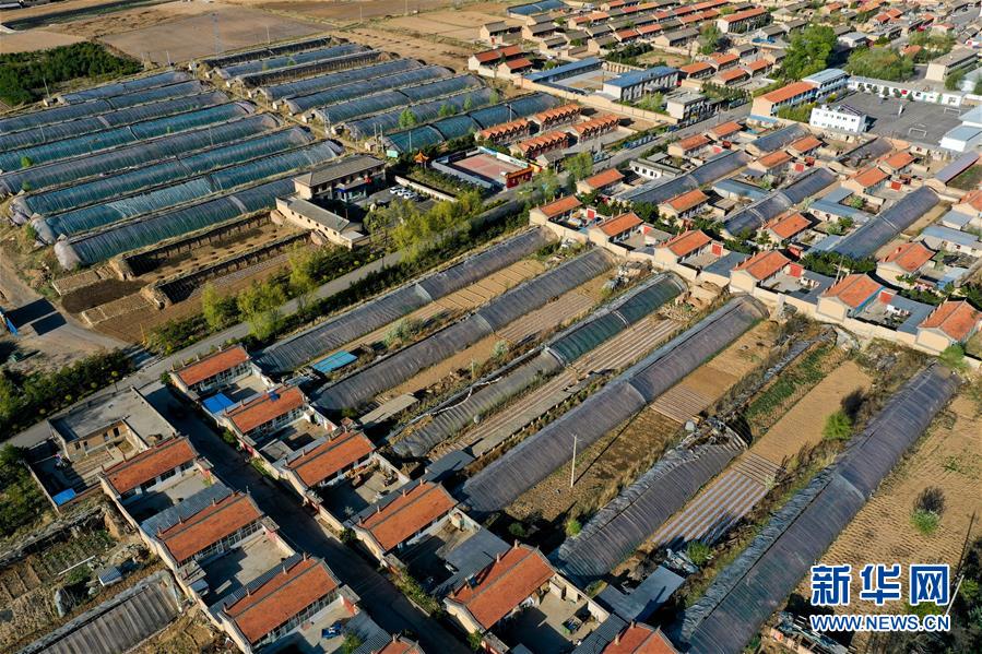 (集中连片特困地区贫困村调研行·图文互动)(4)芝麻开花节节高——山西岢岚县宋家沟村脱贫调查