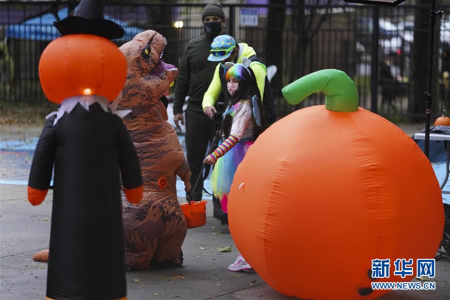 (国际)(4)美国新冠确诊病例超900万例 14天新增100万例