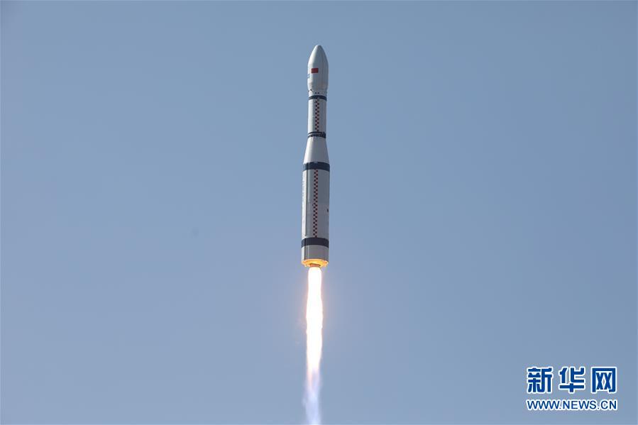 （科技）（2）我国“一箭13星”成功发射NewSat9-18卫星  搭载发射电子科技大学号卫星、北航空事卫星一号、八一03星