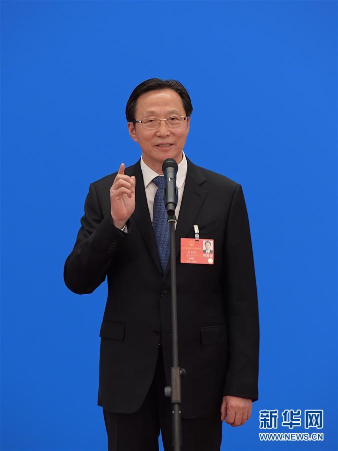 （两会&middot;人大开幕&middot;XHDW）（6）采访部长