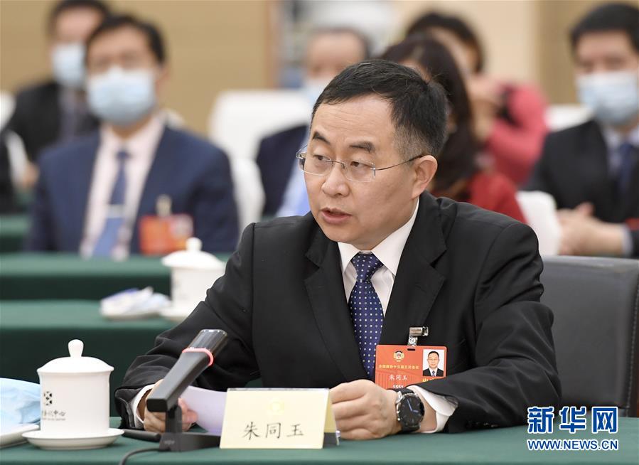 （两会&middot;热点画报）（12）代表委员聚焦国家公共卫生安全建设