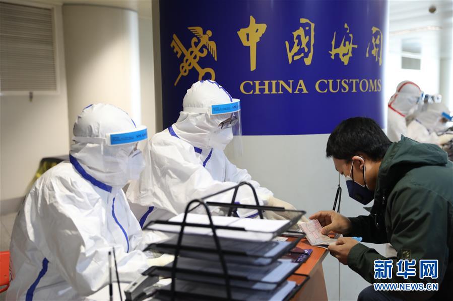 （两会&middot;热点画报）（16）代表委员聚焦国家公共卫生安全建设