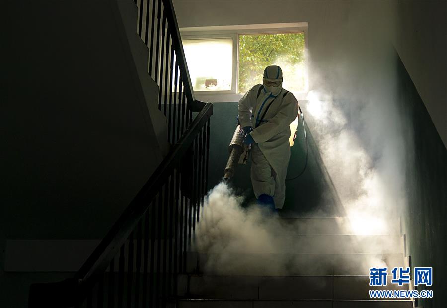 （两会&middot;热点画报）（20）代表委员聚焦国家公共卫生安全建设