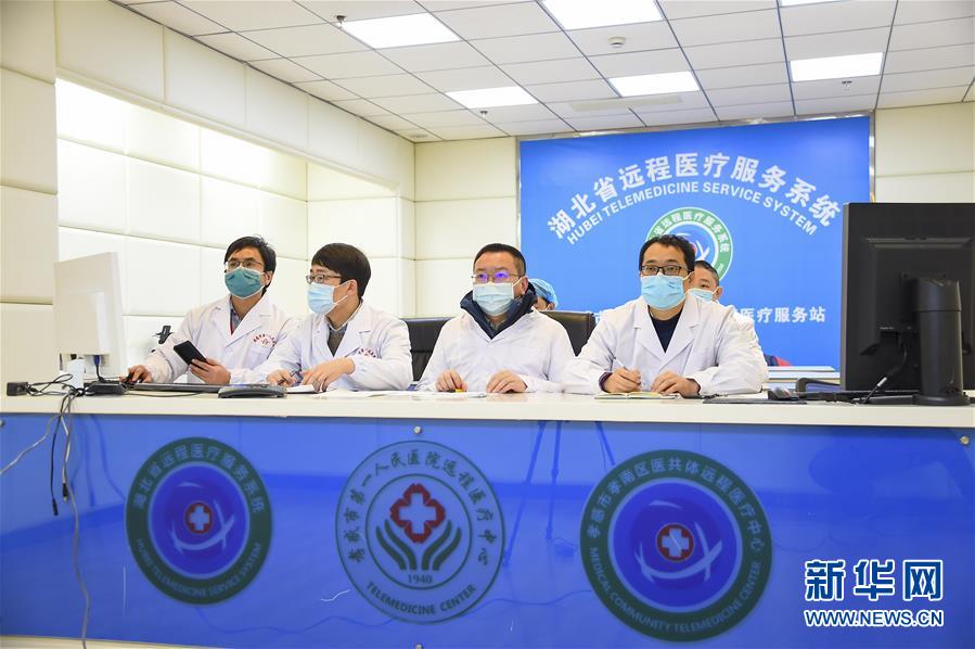 （两会&middot;热点画报）（22）代表委员聚焦国家公共卫生安全建设