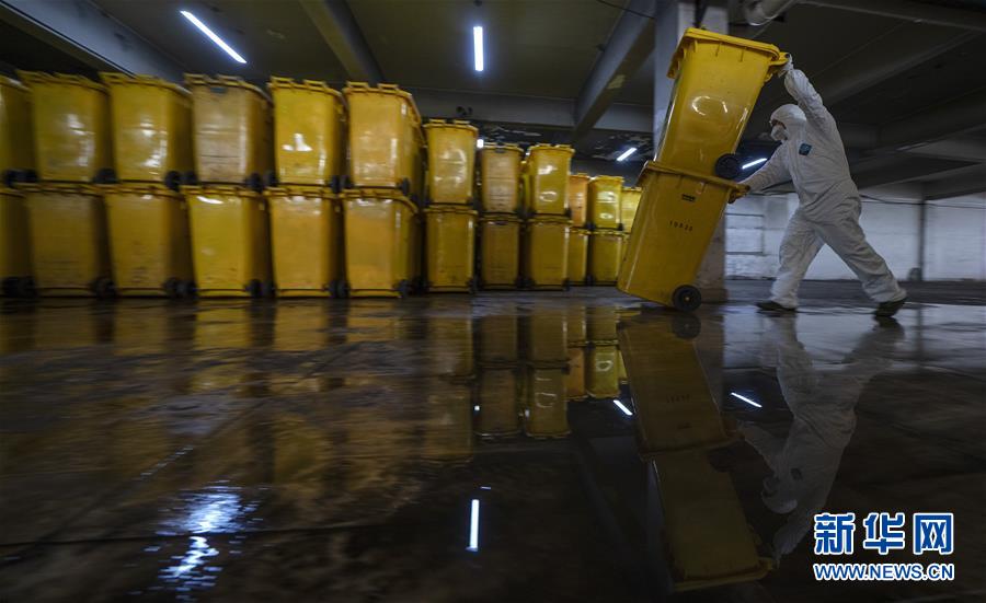 （两会&middot;热点画报）（23）代表委员聚焦国家公共卫生安全建设