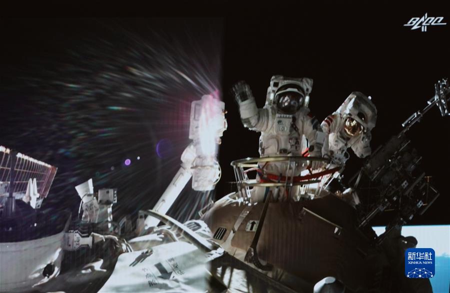 （奋斗百年路 启航新征程&middot;中国共产党人的精神谱系&middot;图文互动）（7）我们的征途是星辰大海&mdash;&mdash;载人航天精神述评