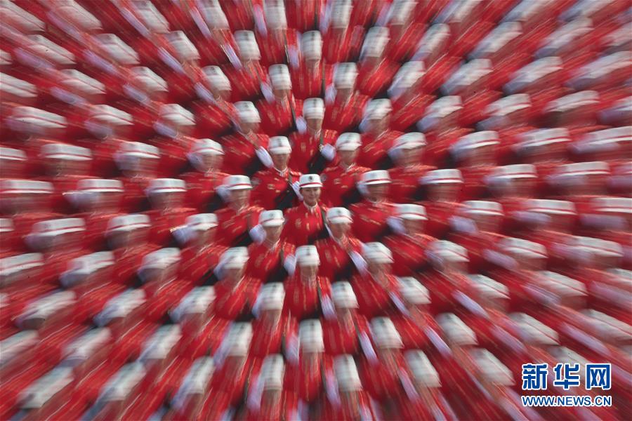 （国庆70周年&middot;庆祝大会）庆祝中华人民共和国成立70周年大会在京隆重举行