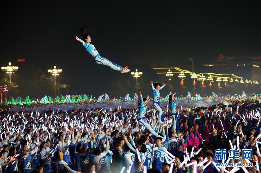 （国庆70周年&middot;联欢活动）庆祝中华人民共和国成立70周年联欢活动在京举行