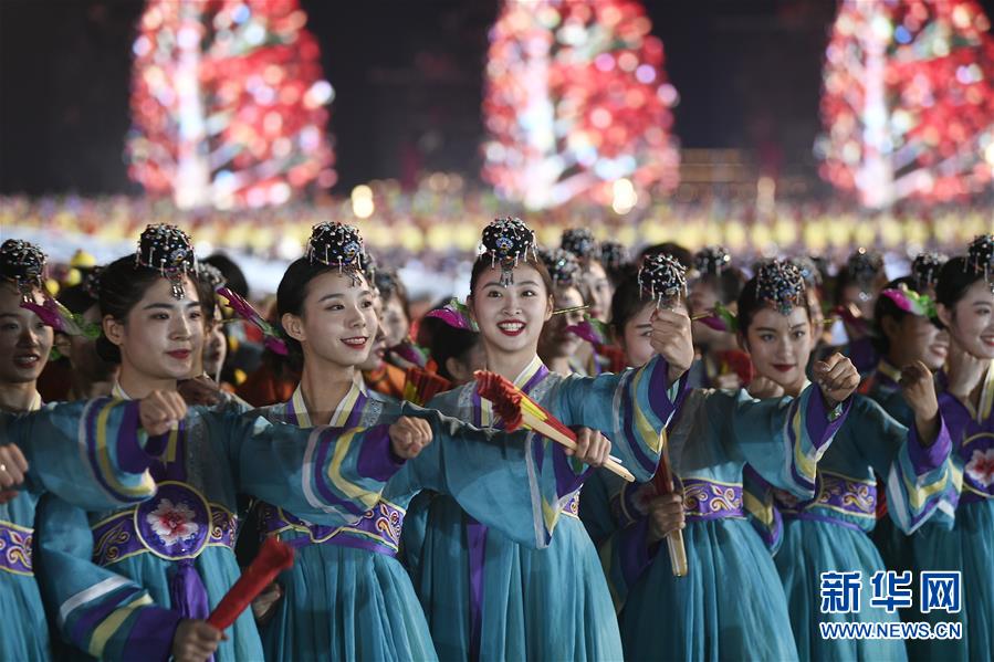 （国庆70周年&middot;联欢活动）庆祝中华人民共和国成立70周年联欢活动在京举行