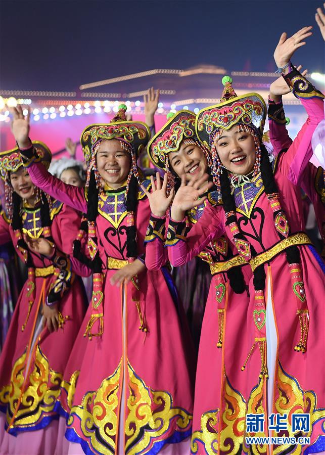 （国庆70周年&middot;联欢活动）庆祝中华人民共和国成立70周年联欢活动在京举行