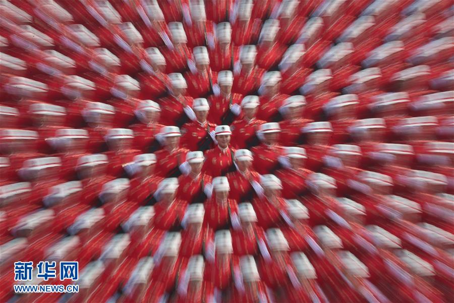 （国庆70周年&middot;庆祝大会）庆祝中华人民共和国成立70周年大会在京隆重举行