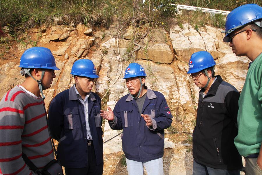 （壮丽70年&middot;奋斗新时代&mdash;&mdash;共和国荣光&middot;图文互动）（3）南仁东：梦圆&ldquo;天眼&rdquo; 魂归宇宙