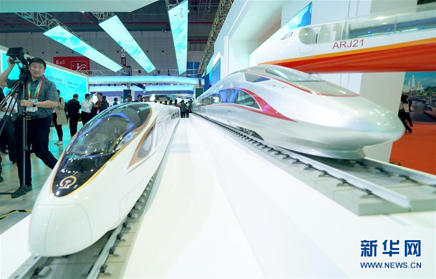 （新华全媒头条&middot;图文互动）（2）人间正道 浩荡前行&mdash;&mdash;习近平主席出席首届中国国际进口博览会纪实