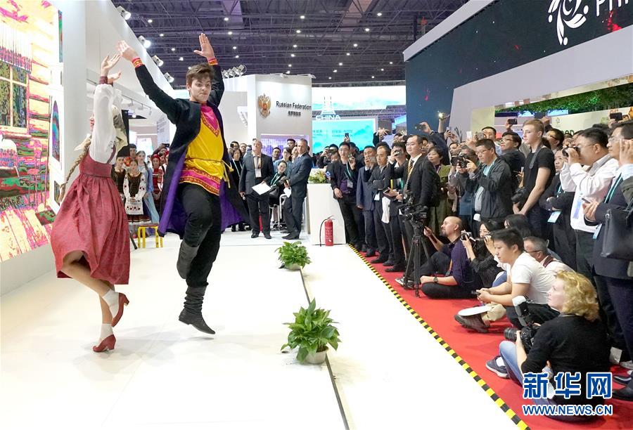 （新华全媒头条&middot;图文互动）（13）人间正道 浩荡前行&mdash;&mdash;习近平主席出席首届中国国际进口博览会纪实