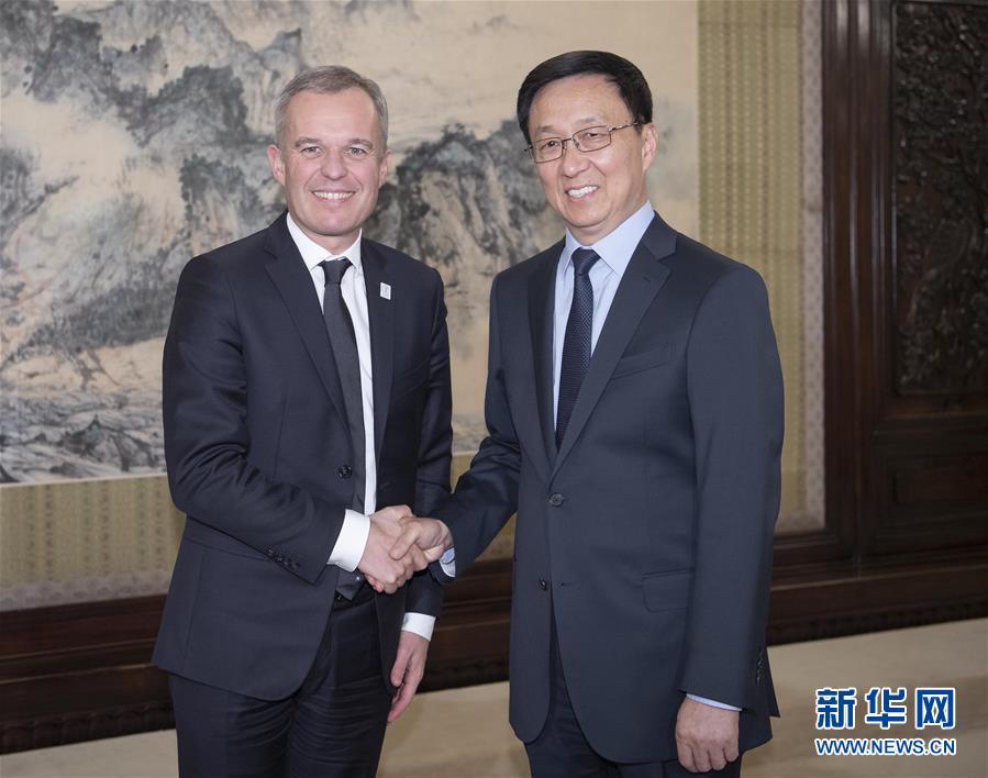 （时政）韩正会见法国国务部长兼生态转型与团结部长德吕吉
