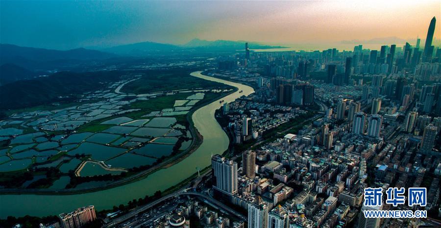 (新华全媒头条·图文互动)(4)风正一帆悬——以习近平同志为核心的党中央治国理政一年间