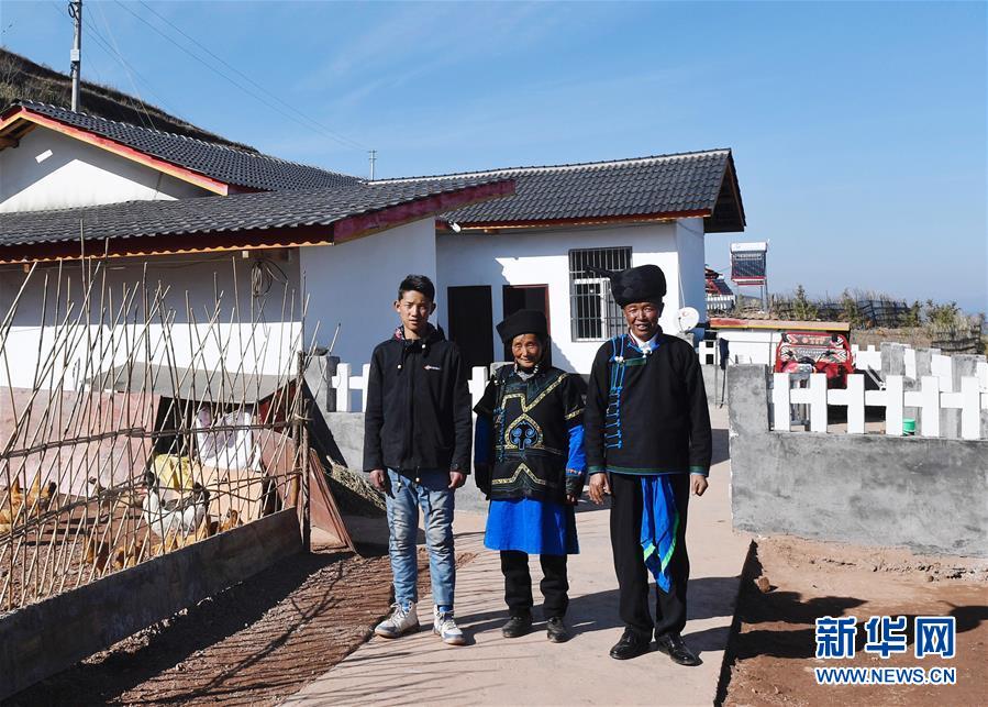 (新华全媒头条·图文互动)(7)风正一帆悬——以习近平同志为核心的党中央治国理政一年间