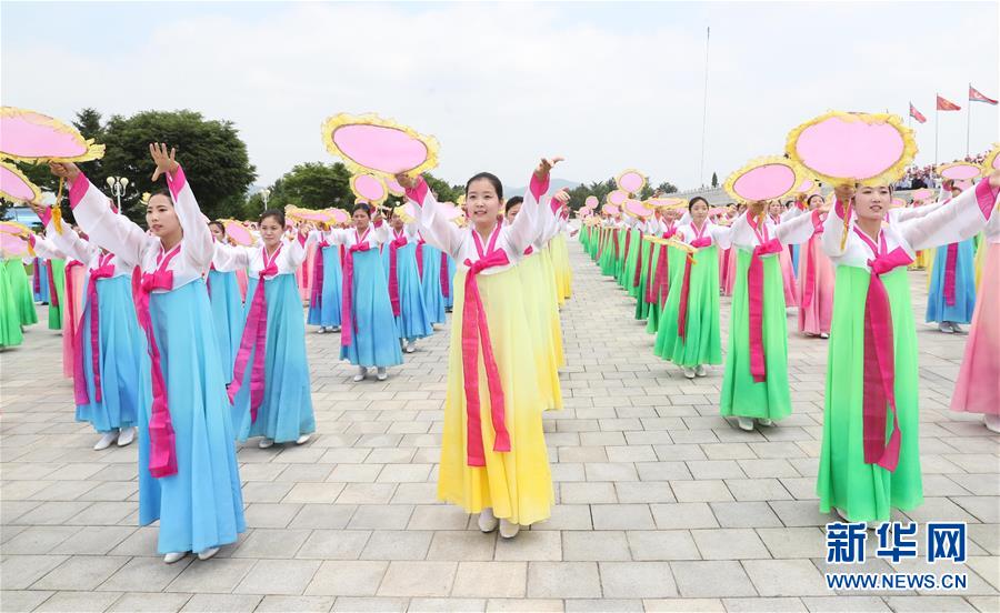 （XHDW）（2）朝鲜民众热烈欢迎习近平