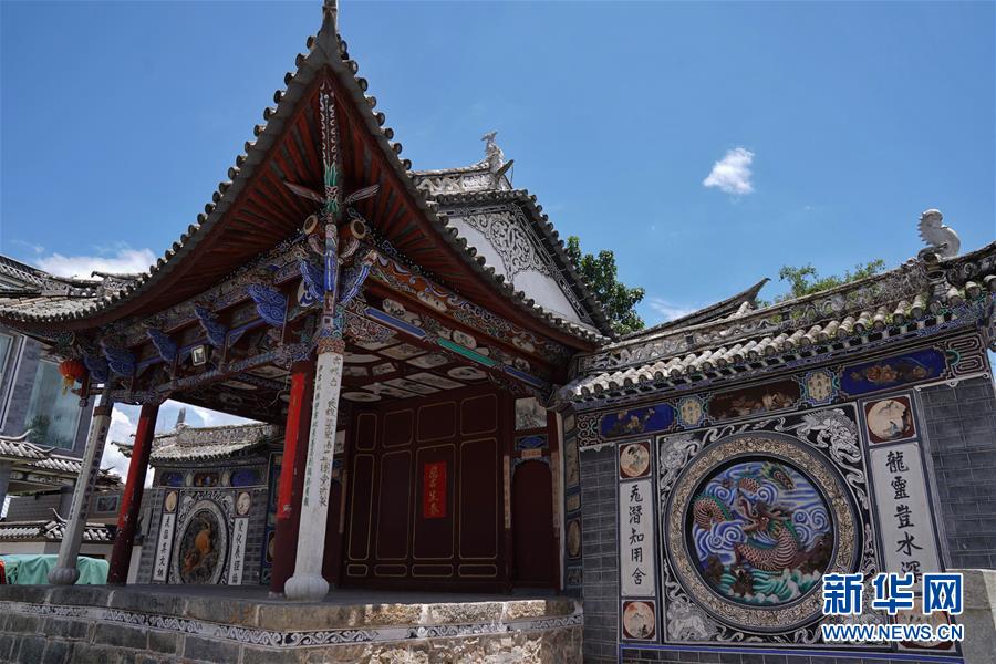 (在习近平新时代中国特色社会主义思想指引下——新时代新作为新篇章·总书记关心的百姓身边事·图文互动)(5)留住乡愁 绽放新颜——传统村落保护激发乡村活力