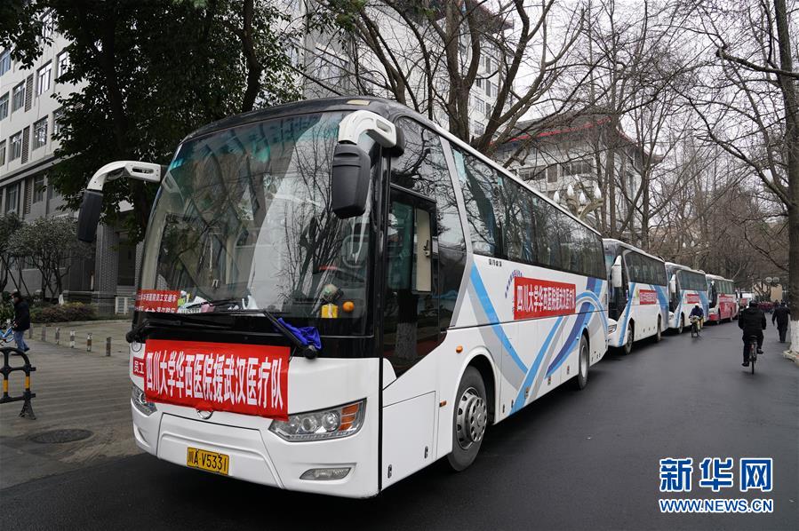 (在习近平新时代中国特色社会主义思想指引下——新时代新作为新篇章·习近平总书记关切事·图文互动)(2)点亮希望 驱魔救人——全国医护人员驰援湖北的故事