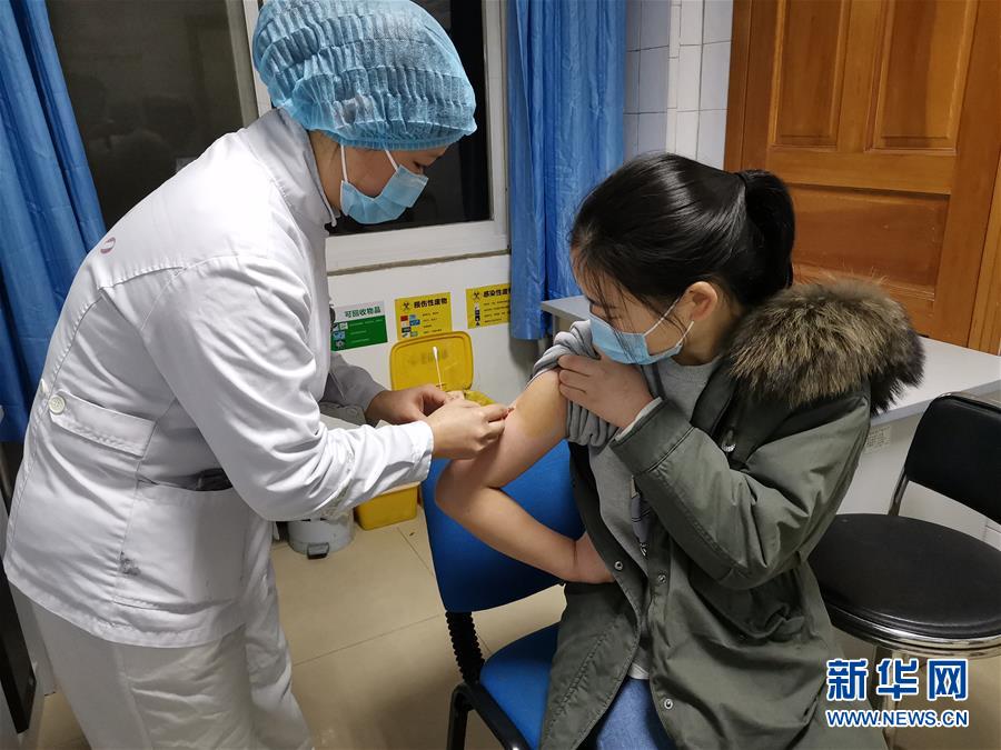 (在习近平新时代中国特色社会主义思想指引下——新时代新作为新篇章·习近平总书记关切事·图文互动)(3)点亮希望 驱魔救人——全国医护人员驰援湖北的故事