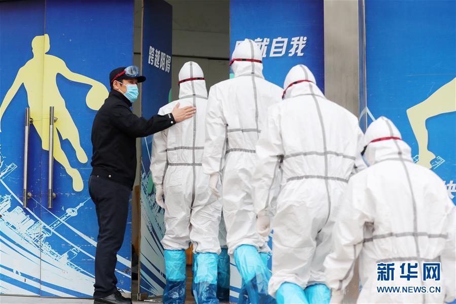 (习近平致敬的战“疫”英雄·公安干警篇·图文互动)(2)他们,抗疫一线铸警魂