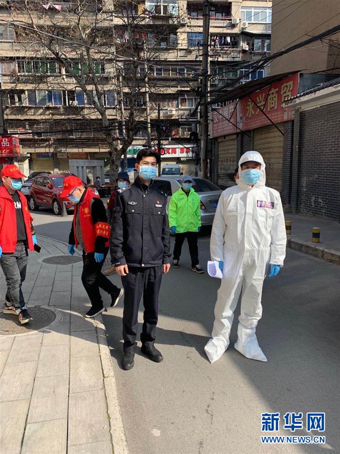 (习近平致敬的战“疫”英雄·公安干警篇·图文互动)(6)他们,抗疫一线铸警魂