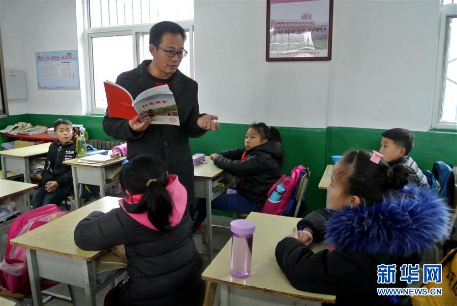 （新華全媒頭條·圖文互動）（13）“美麗的中國夢屬于你們”——以習近平同志為核心的黨中央關心少年兒童工作紀實