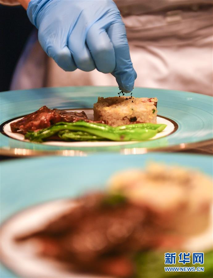 (在习近平新时代中国特色社会主义思想指引下——新时代新作为新篇章·习近平总书记关切事·图文互动)(5)珍惜盘中餐,狠刹浪费风——各地积极行动坚决制止餐饮浪费