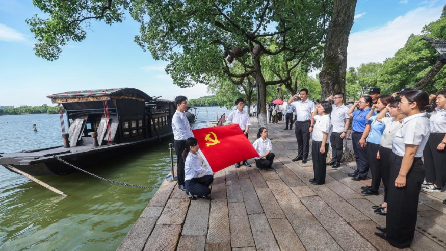 “吴根越角”嘉兴：红船起处绘嘉景