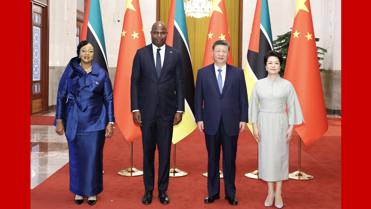 习近平同莫桑比克总统查波会谈