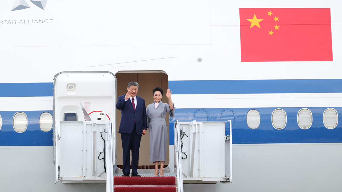 习近平抵达华盛顿对美国进行国事访问